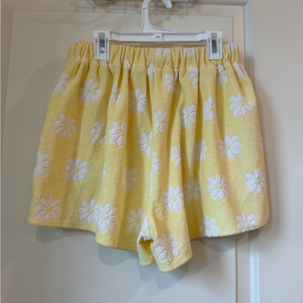 Yellow Floral Set - Picture 4 of 4
